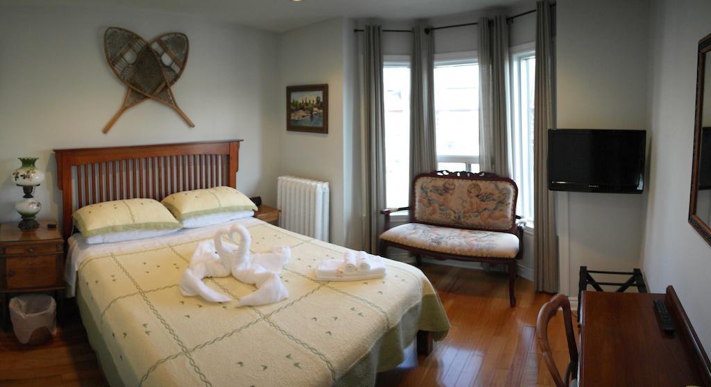 Rose Garden Bed And Breakfast Toronto Pokoj fotografie
